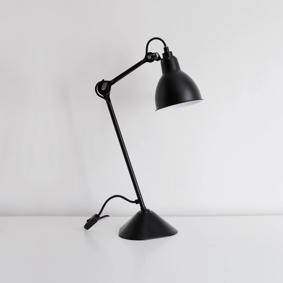 DCW Lampe Gras N.205 Tavolo Nero